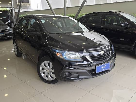 CHEVROLET ONIX 1.4 MPFI LT 8V FLEX 4P MANUAL CHEVROLET ONIX 1.4 MPFI LT 8V FLEX 4P MANUAL